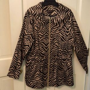 Dana Buchman Jacket, drawstring waist, zipper, satiny tiger pattern gold & black